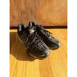 Nike Mens Air Max Size 9.5 Black White Sneakers 386368-005 EUC